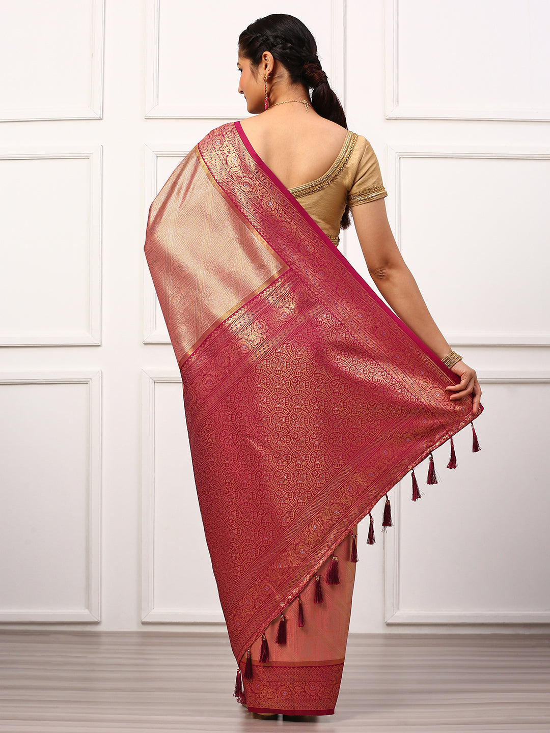 Womens Semi Silk Saree Pink SS263