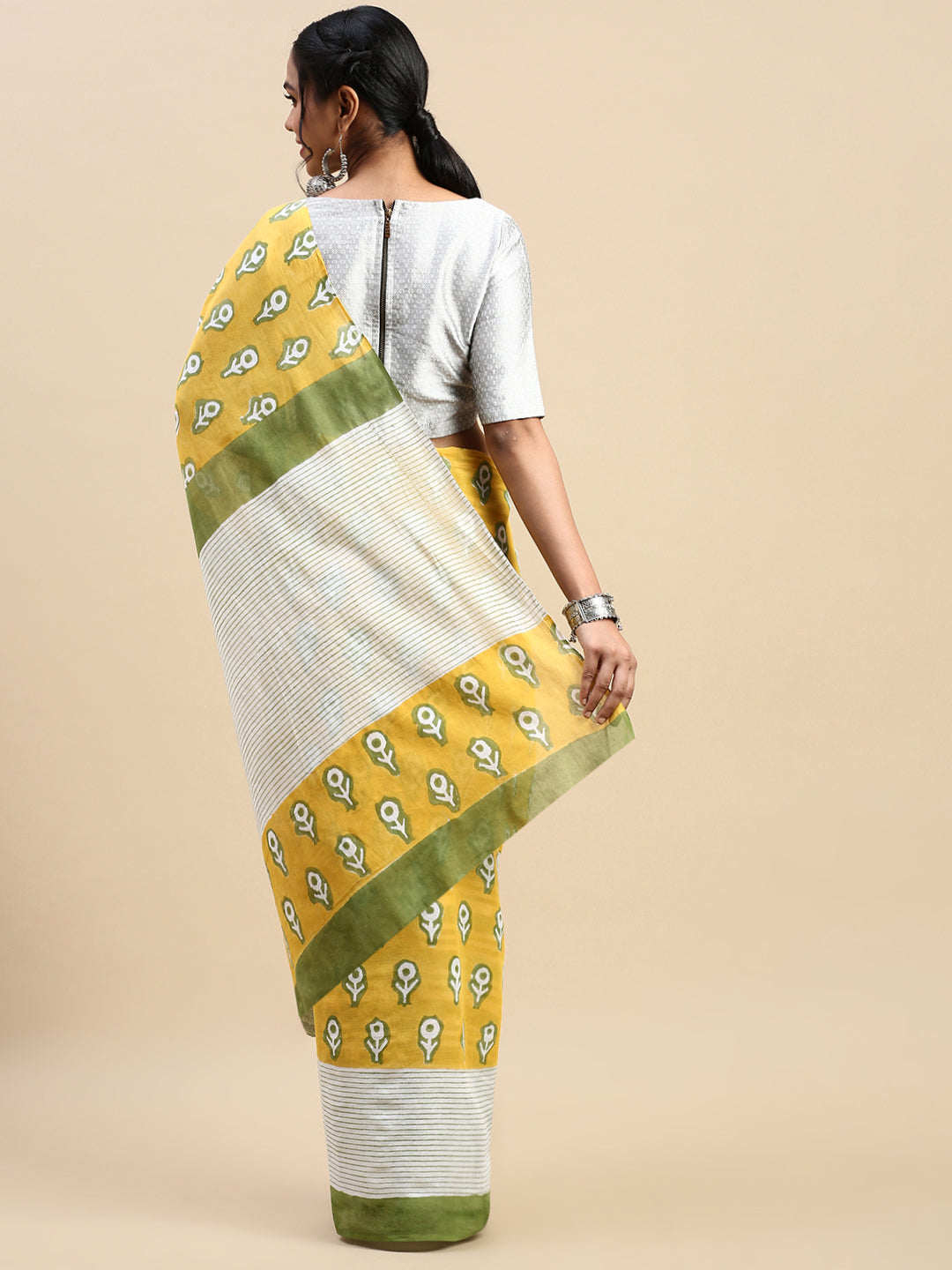 Womens Elegant Yellow with Off White Flower Printed Pure Cotton Saree PCS53