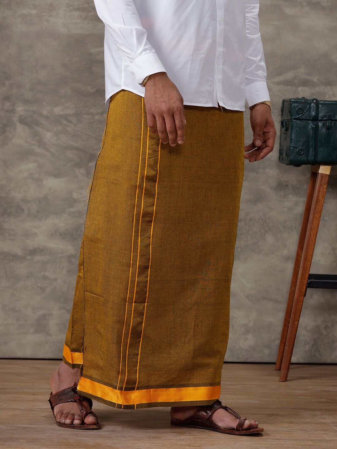 Men Mustard Lungi with Fancy Border Colour Diamond CD05