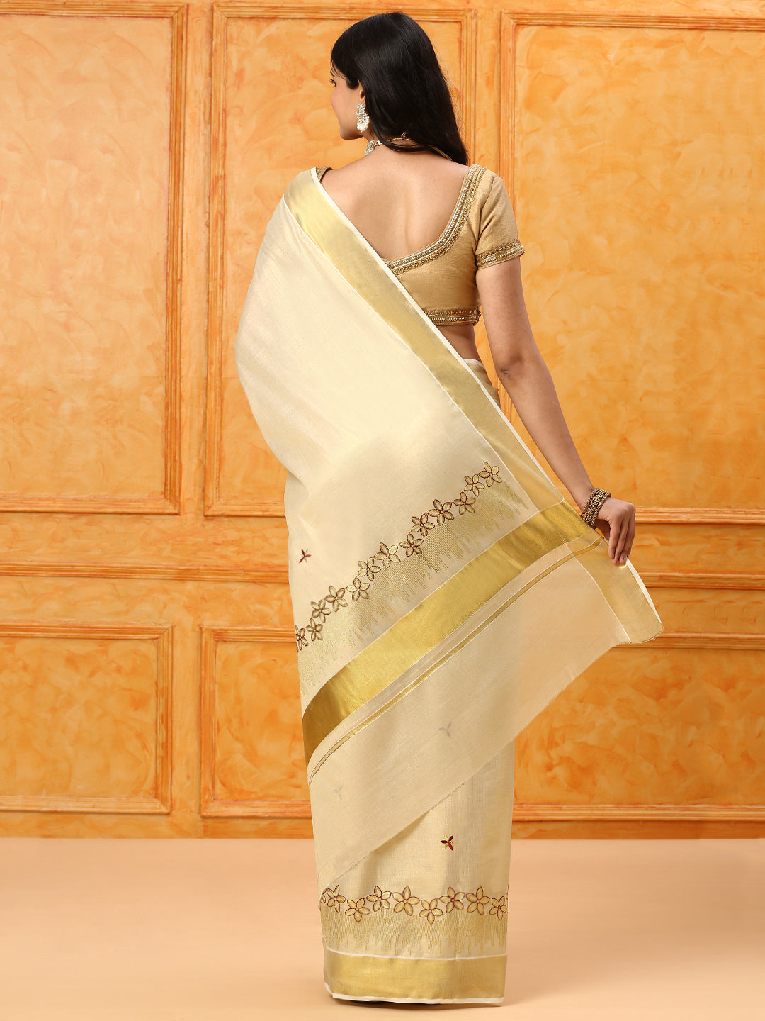 Kerala Cream Gold Jari Embroidery Saree KS112