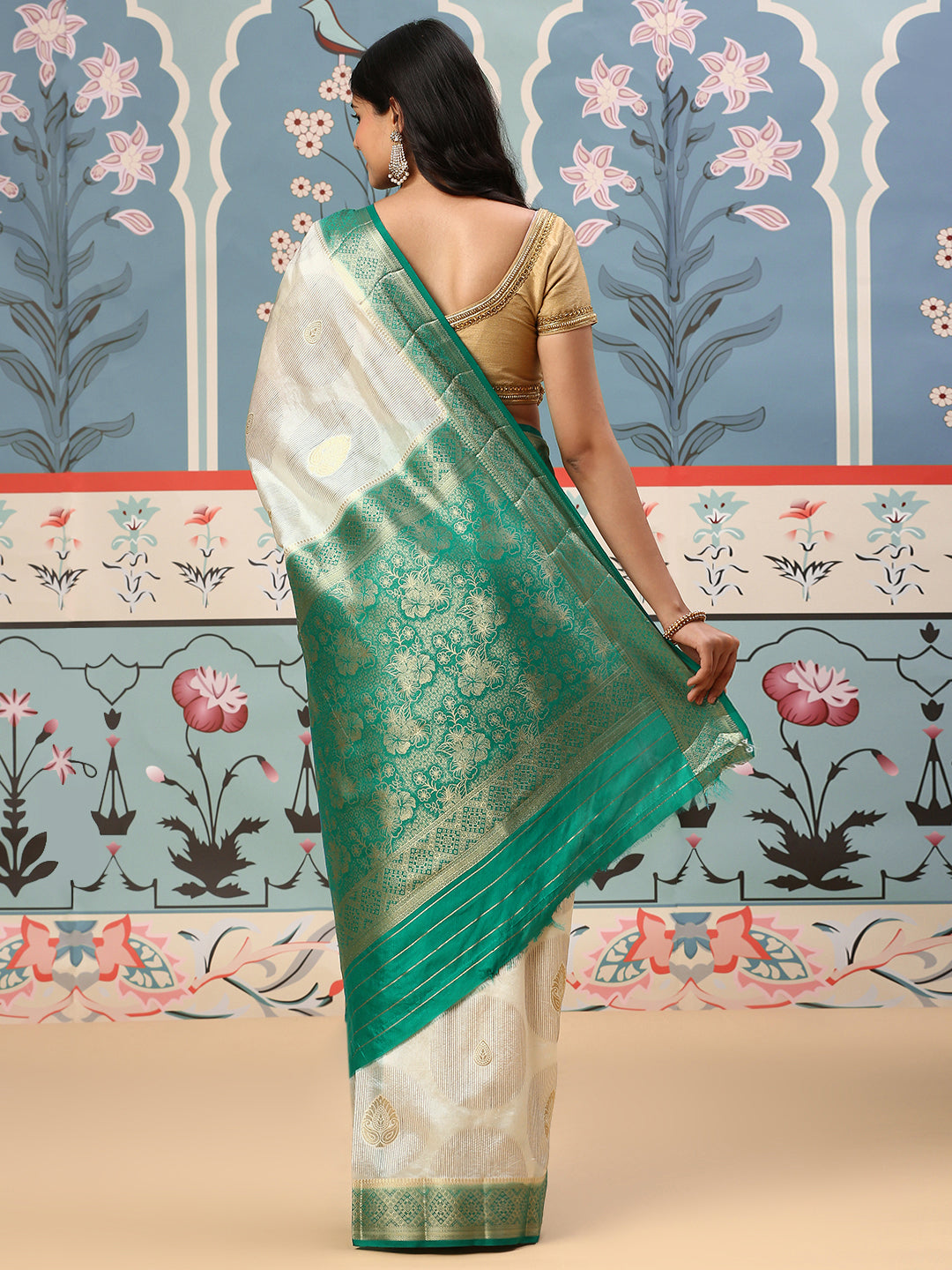 Women Semi Raw Silk Weaving Saree Cream SRS71