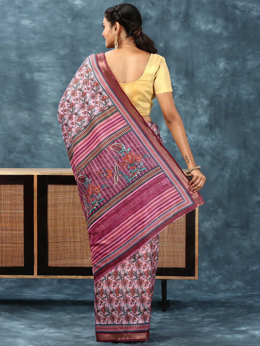 Women Semi Silk Print Saree Pink SS186