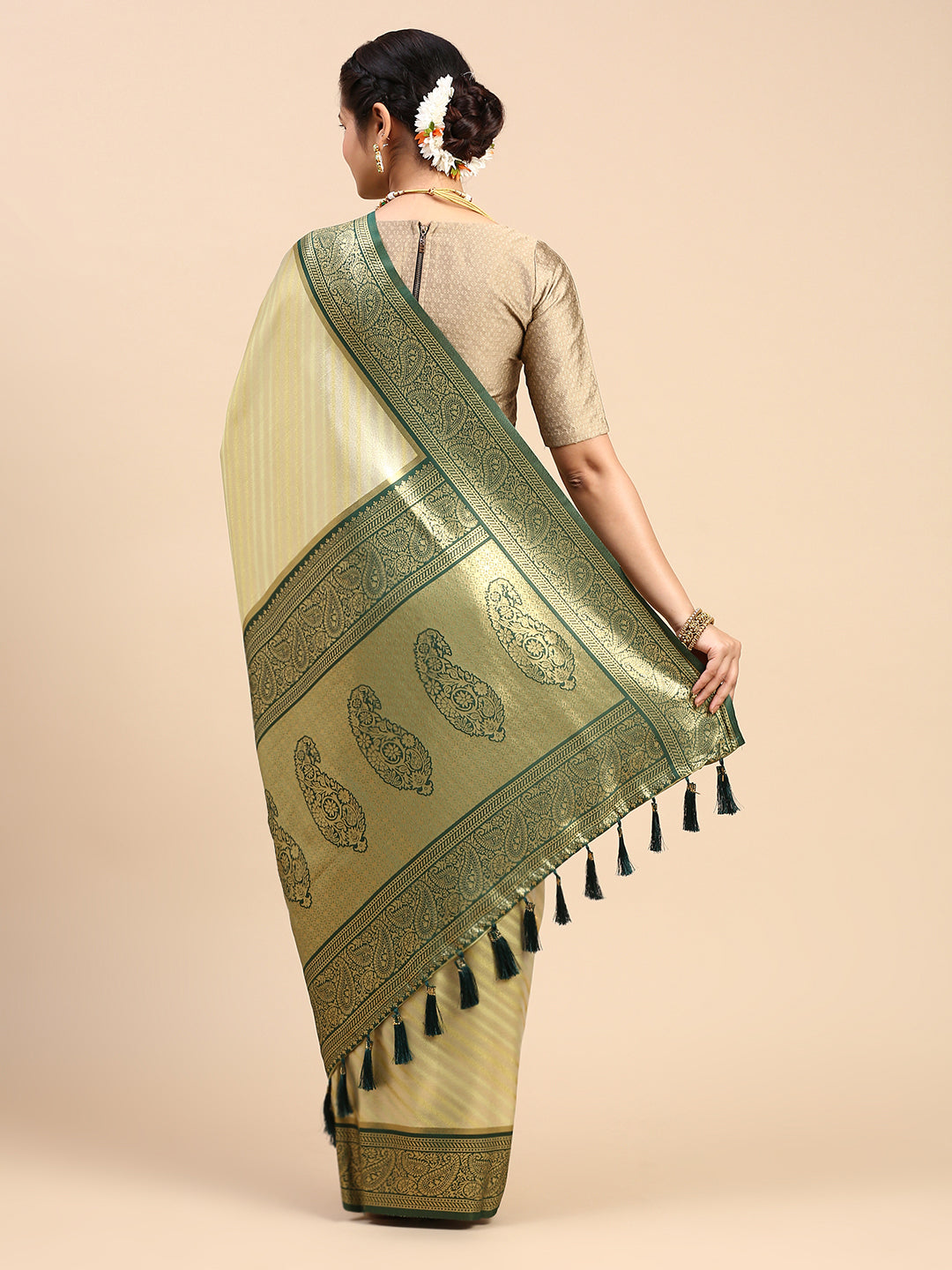 Womens Semi Silk Saree Green SS227