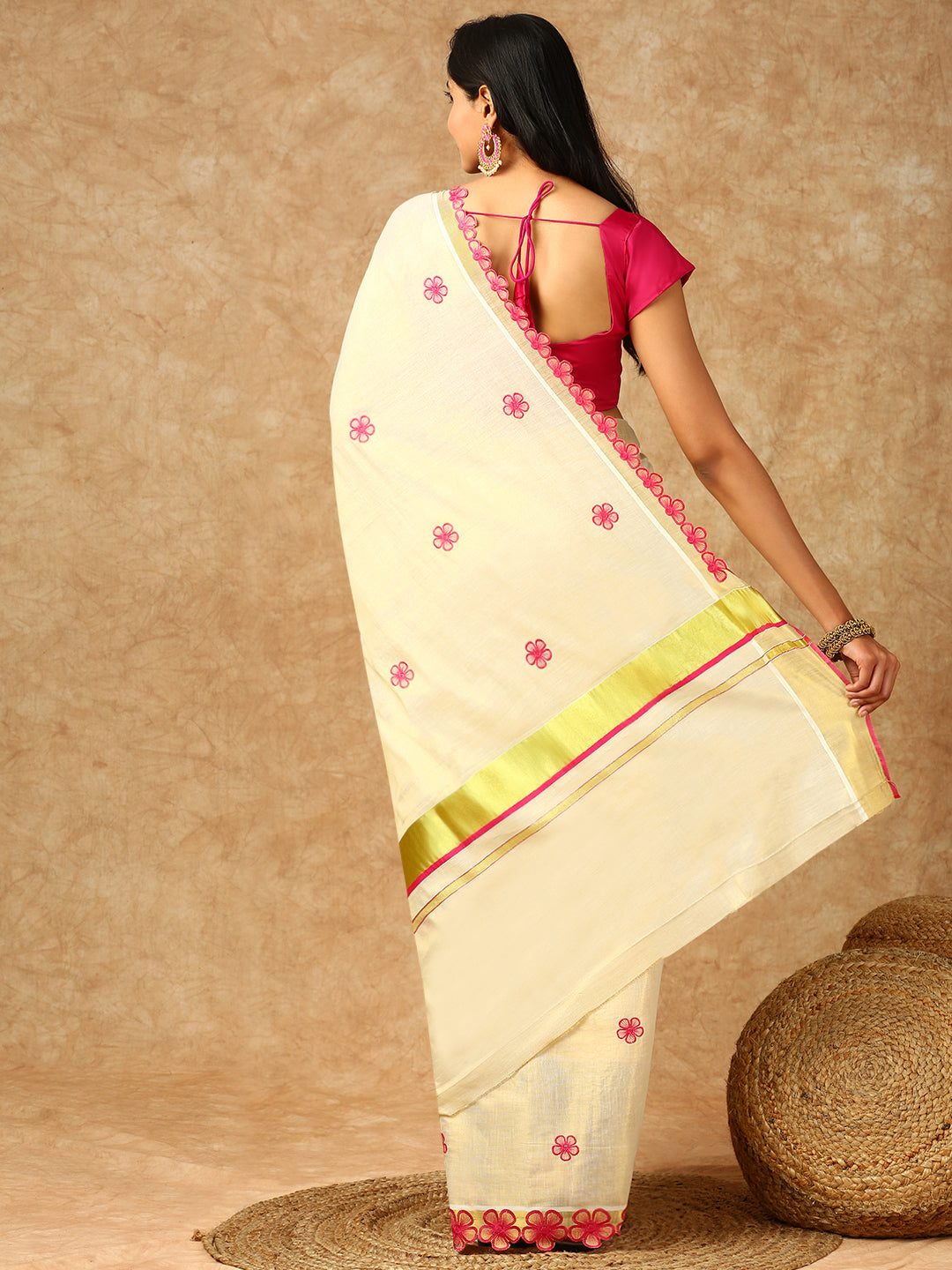 Women Kerala Cream Tissue Saree KS142