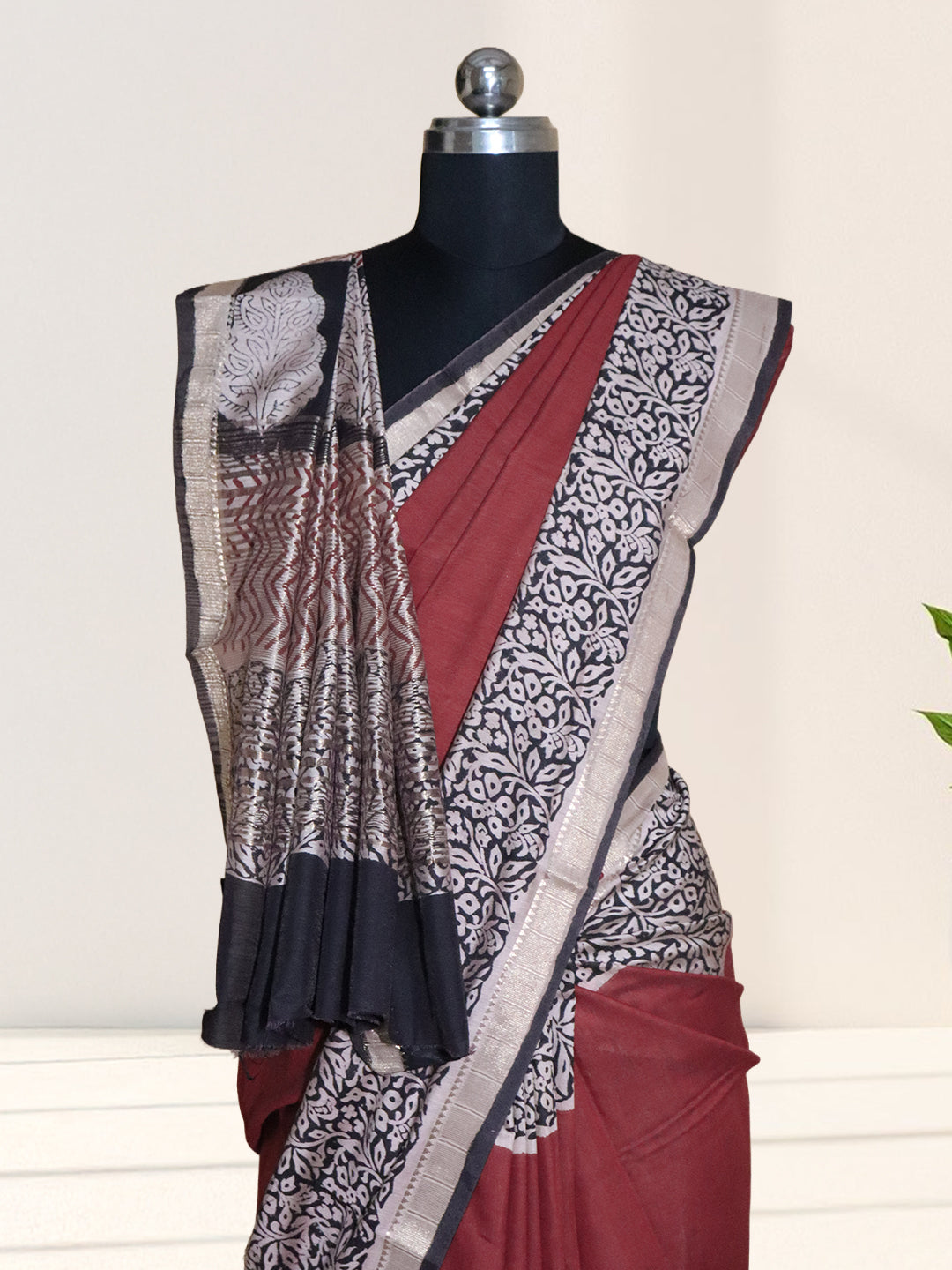 Women Maroon Semi Chanderi Cotton Printed Saree SC77