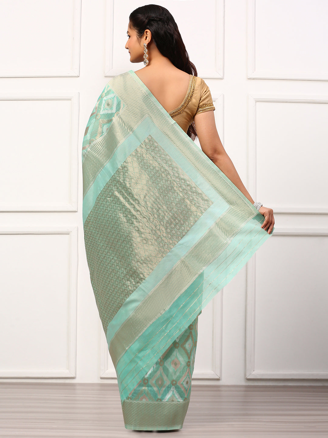 Women Semi Linen Weaving Saree Green SL146