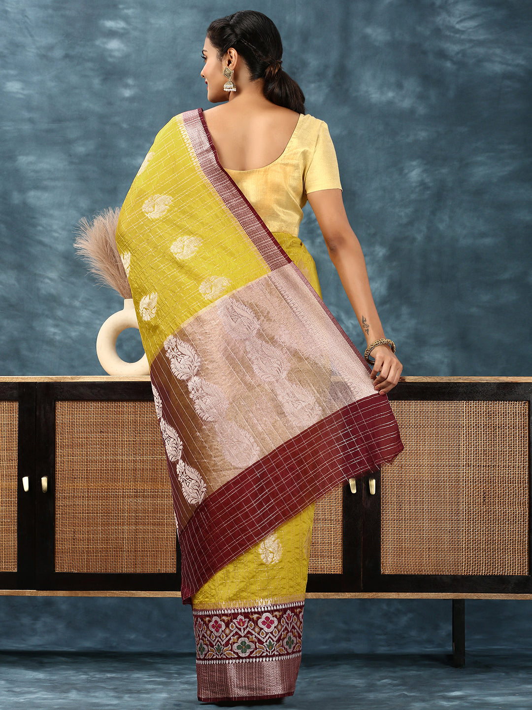 Women Semi Raw Silk Weaving Saree Yellow SRS77