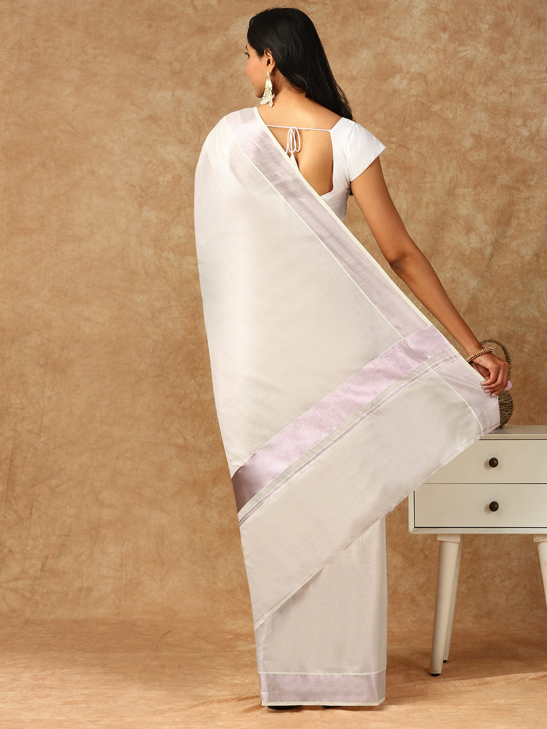 Women Kerala Tissue Lavender Saree KS146