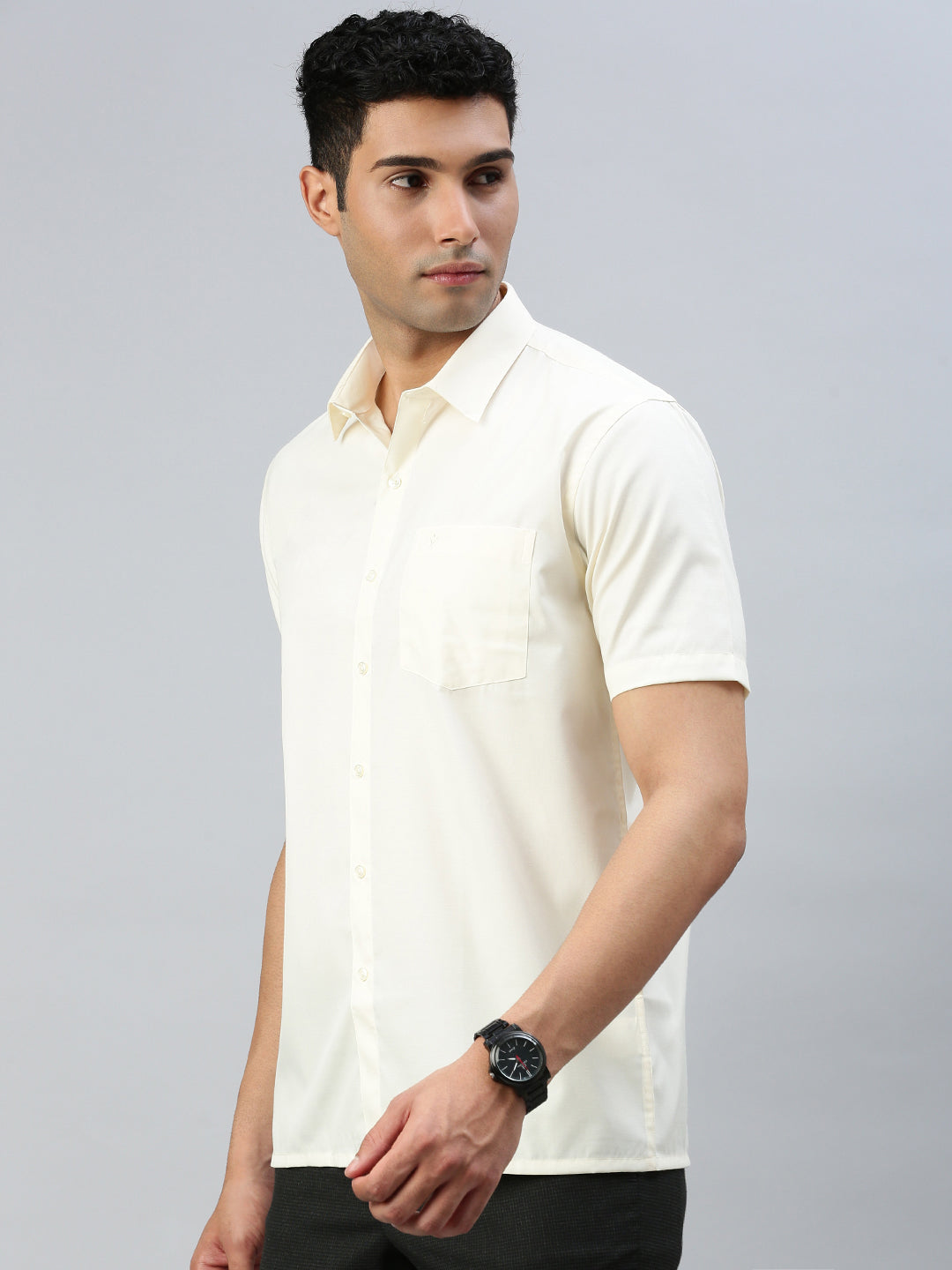 Men Cotton Blend Shirt Cream Manavalan