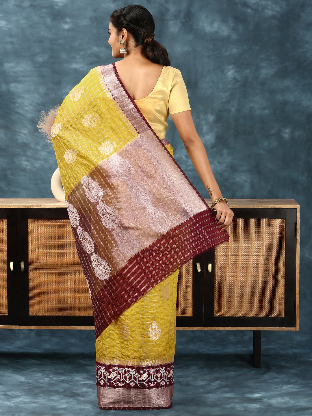 Women Semi Raw Silk Weaving Saree Yellow SRS93