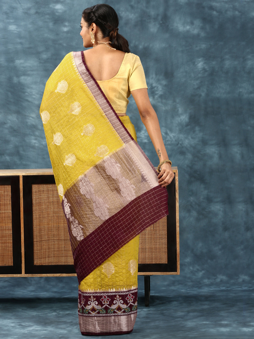 Women Semi Raw Silk Weaving Saree Yellow SRS95