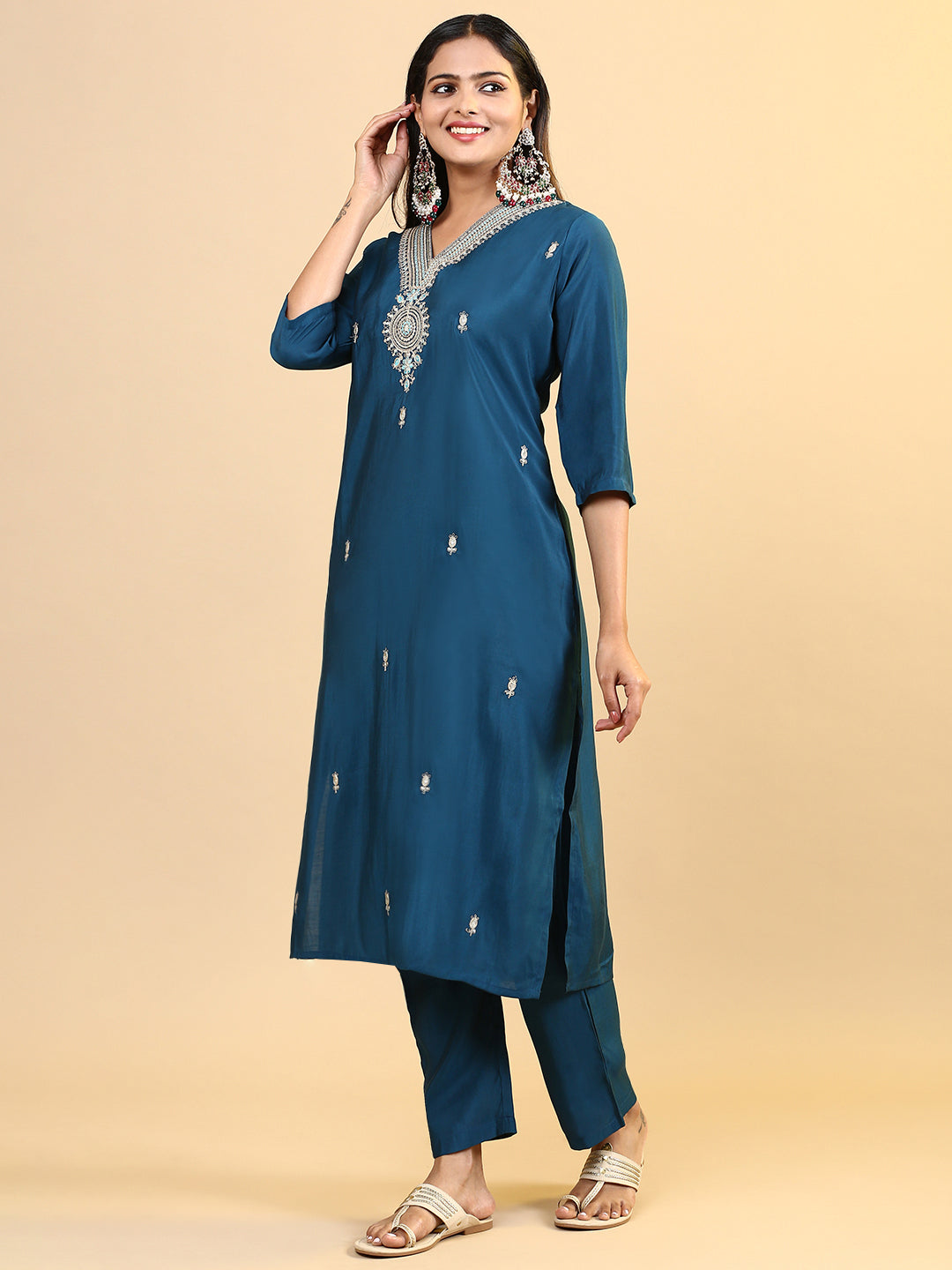 Women Cotton Embroidered Kurti Sets Blue EKS18