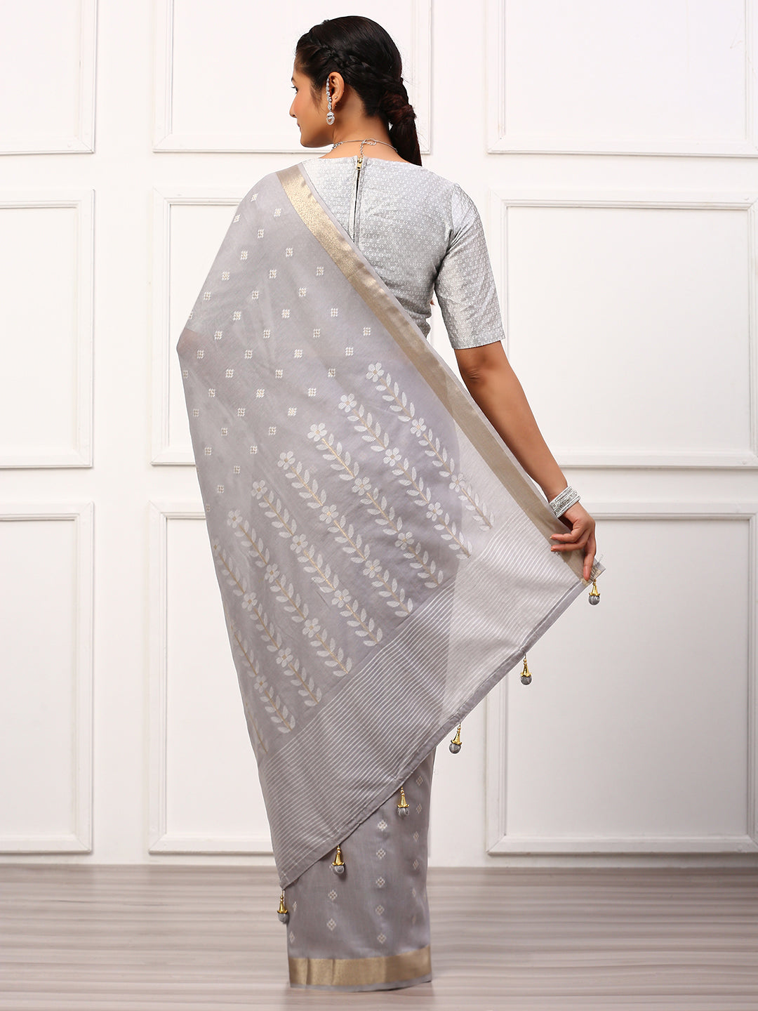 Women Semi Linen Weaving Saree Grey SL152