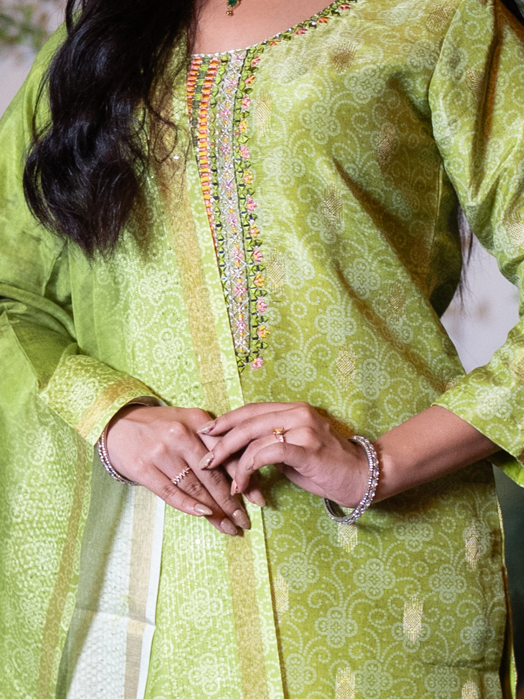 Women Light Green MM Silk Printed Kurti Set EKS112