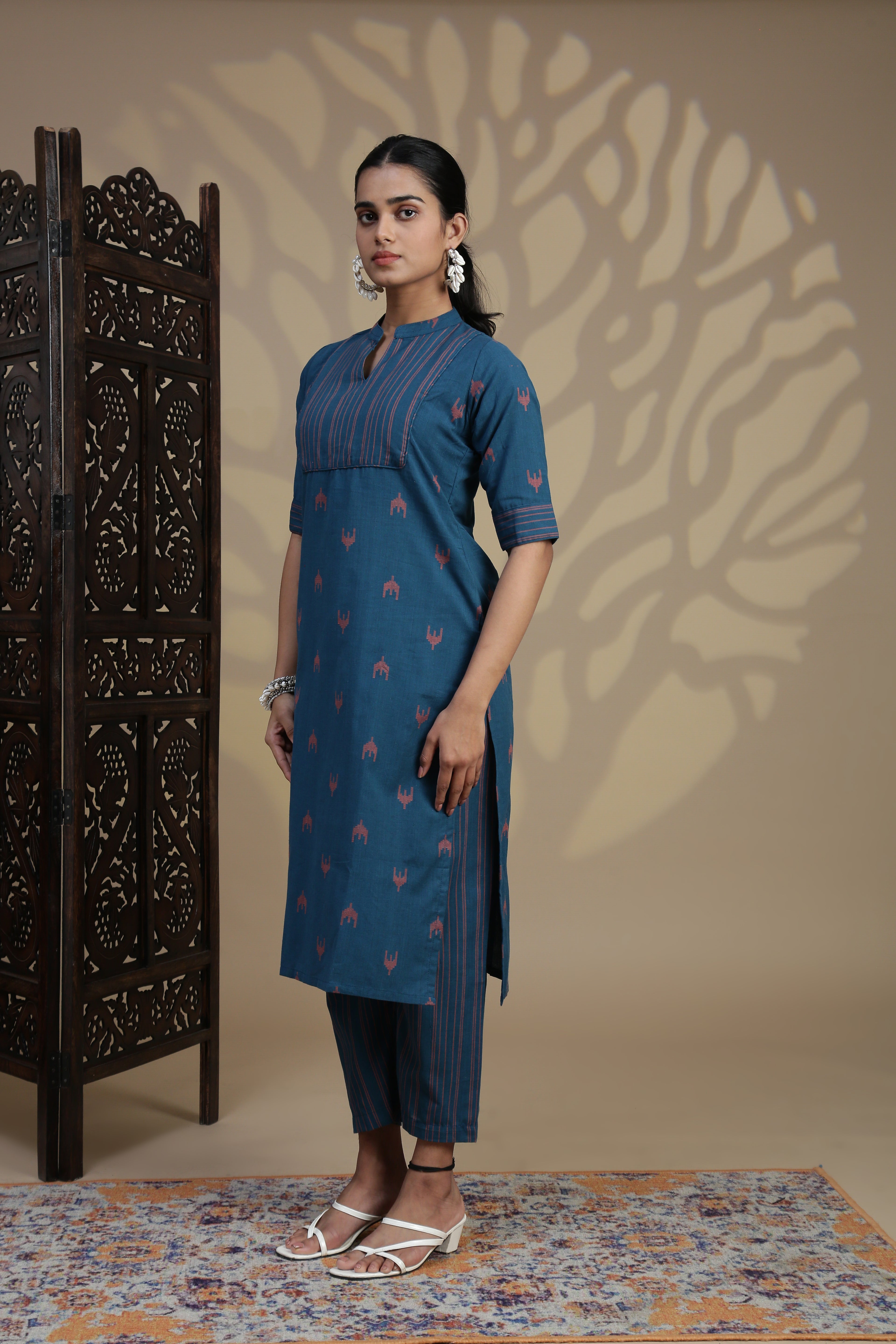 Women Cotton Blue Stripes Design Kurti Set EKS96