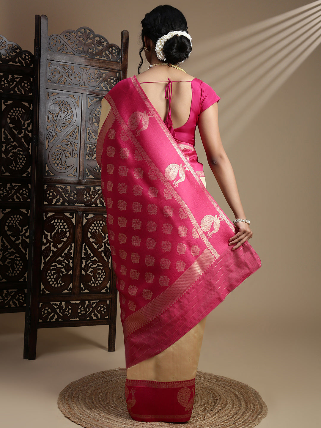 Women Sandal with Pink Border Soft Silk Saree SS390