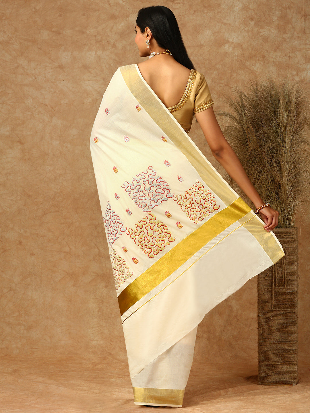 Women Kerala Cream Tissue Printed Saree KS152