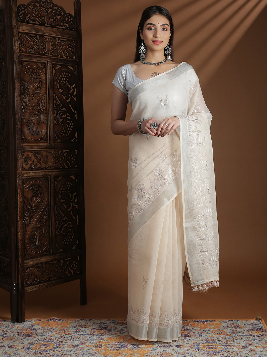 Women Light Beige Semi Linen Embroidered Saree SL244