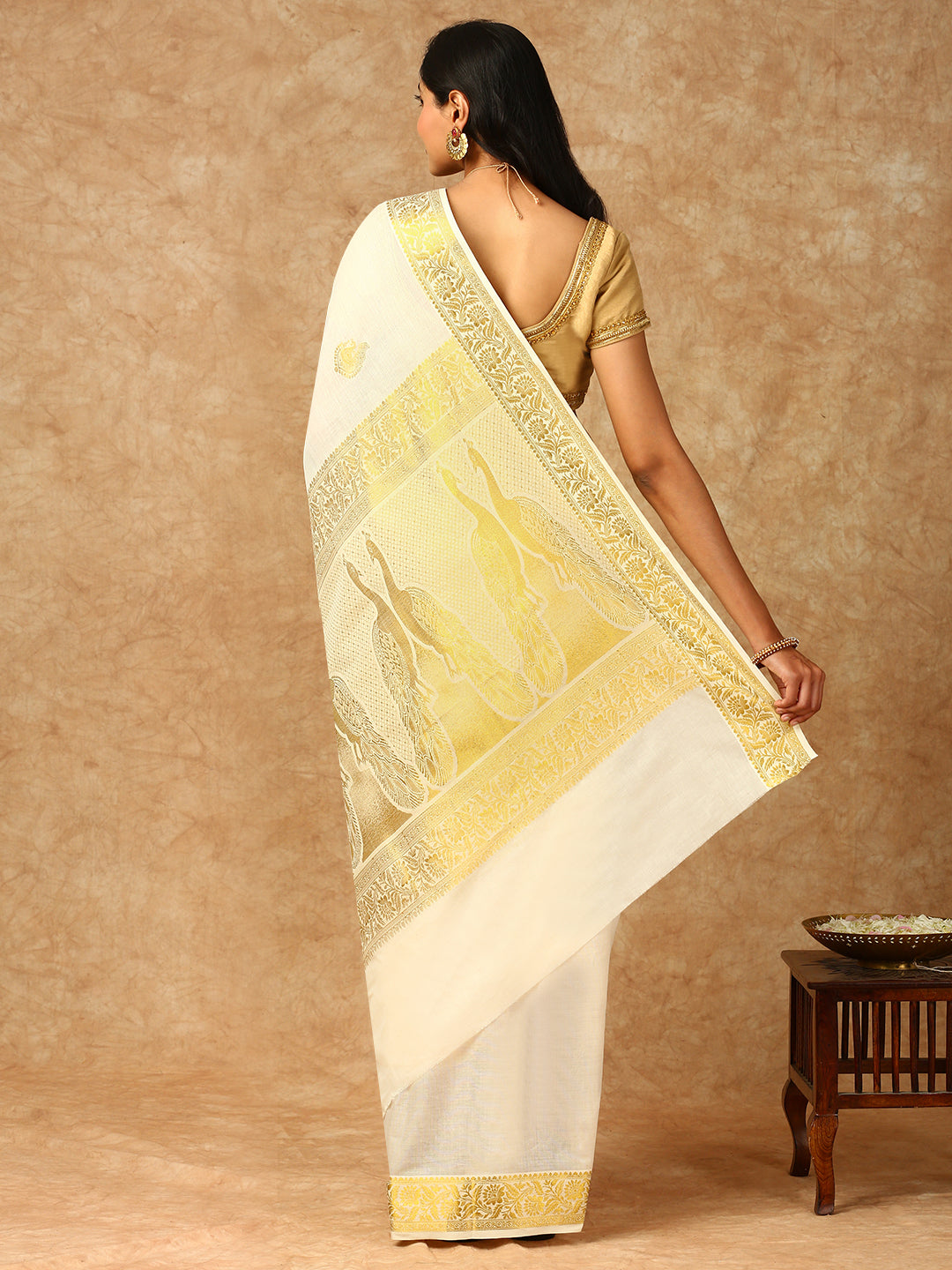 Women Kerala Cream Tissue Saree KS155