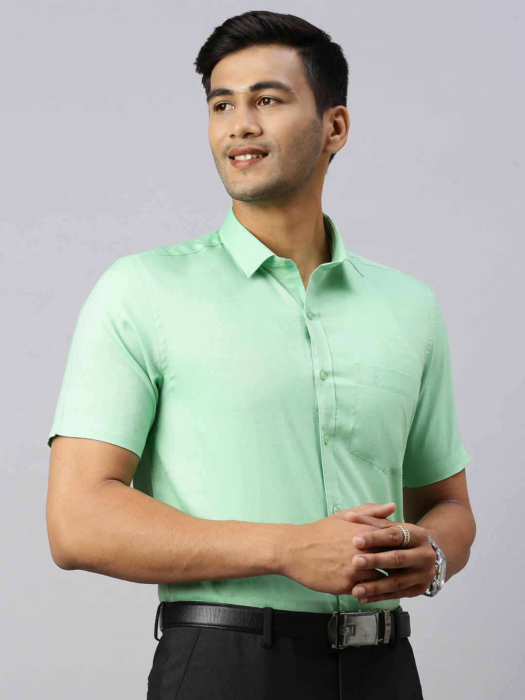 Mens Half Sleeve Smart Fit Green Classic Shirt