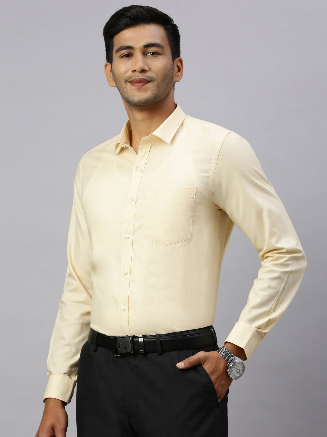 Mens Full Sleeve Smart Fit Pale Yellow Classic Shirt