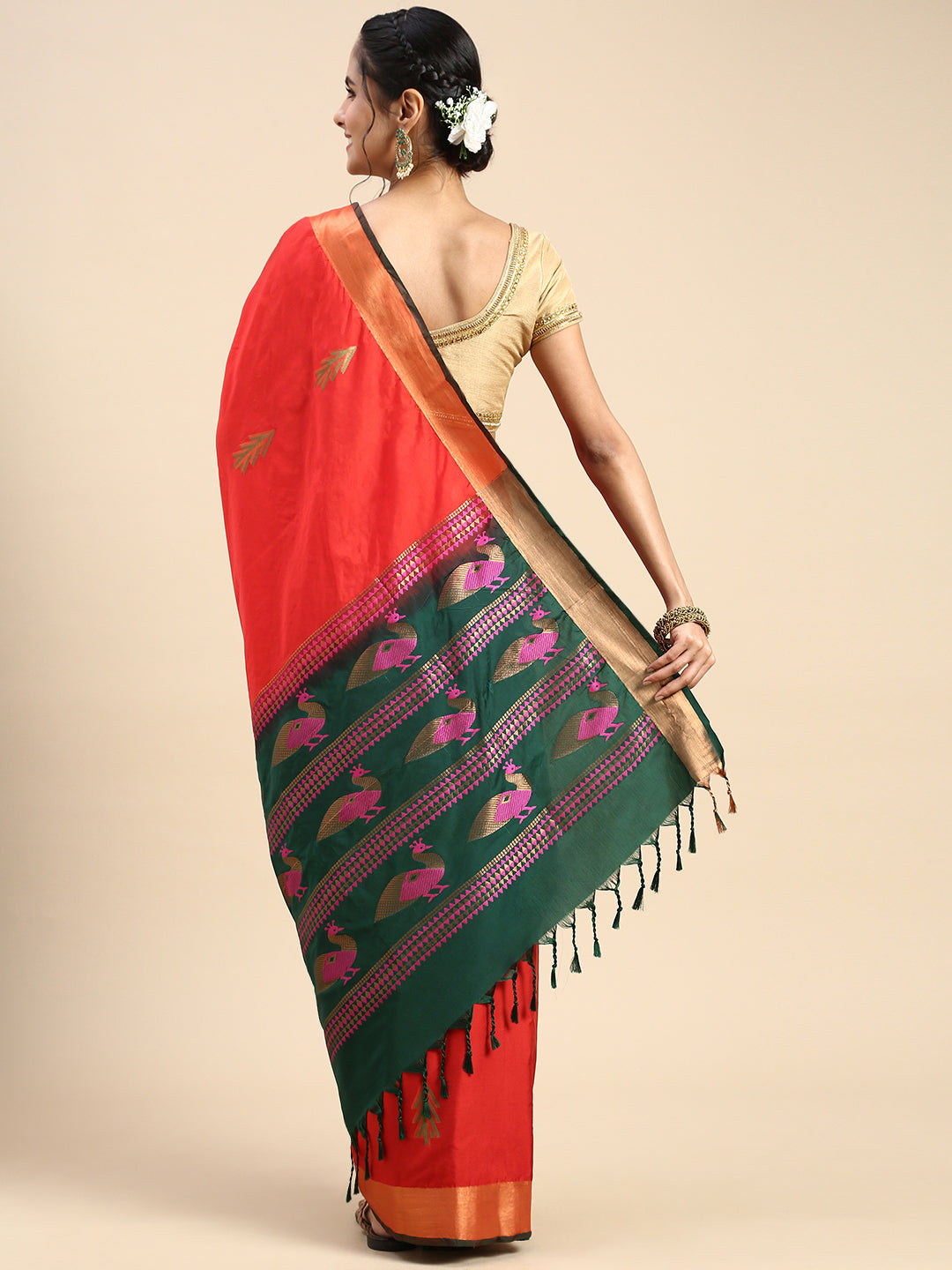 Transform Your Look with Stunning Semi Soft Silk Sarees