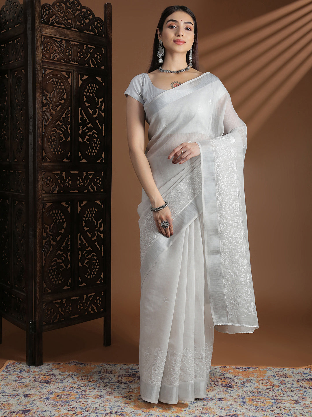 Women Grey Semi Linen Embroidered Saree SL237