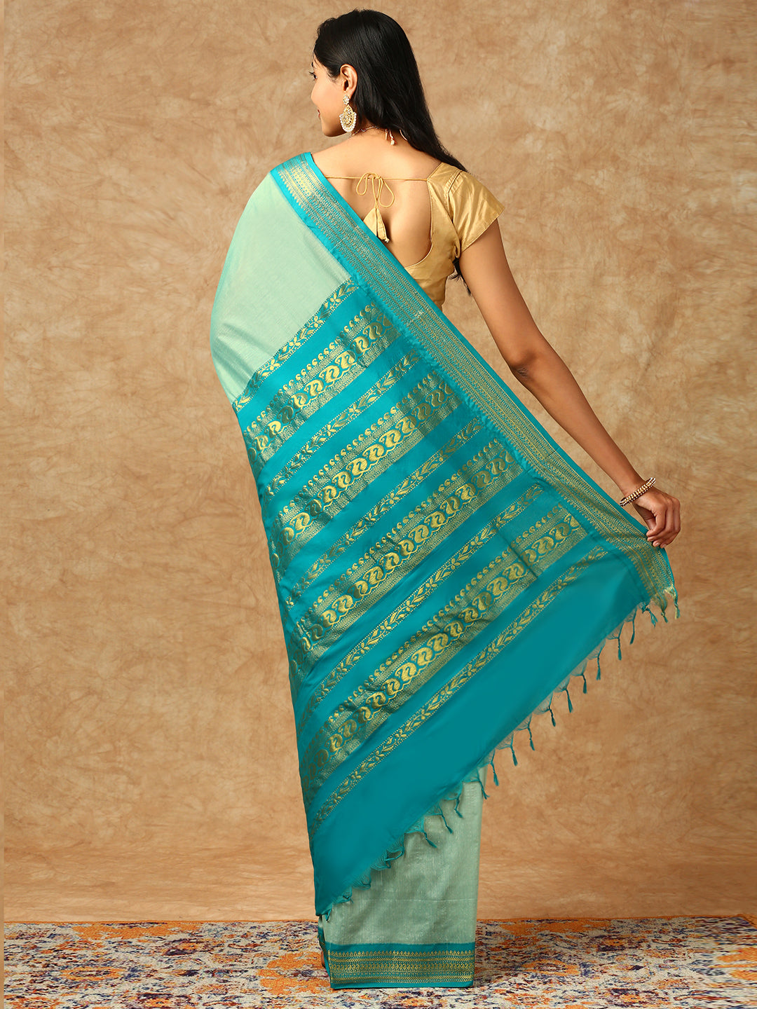 Women Kalyani Cotton Saree Green PCS125