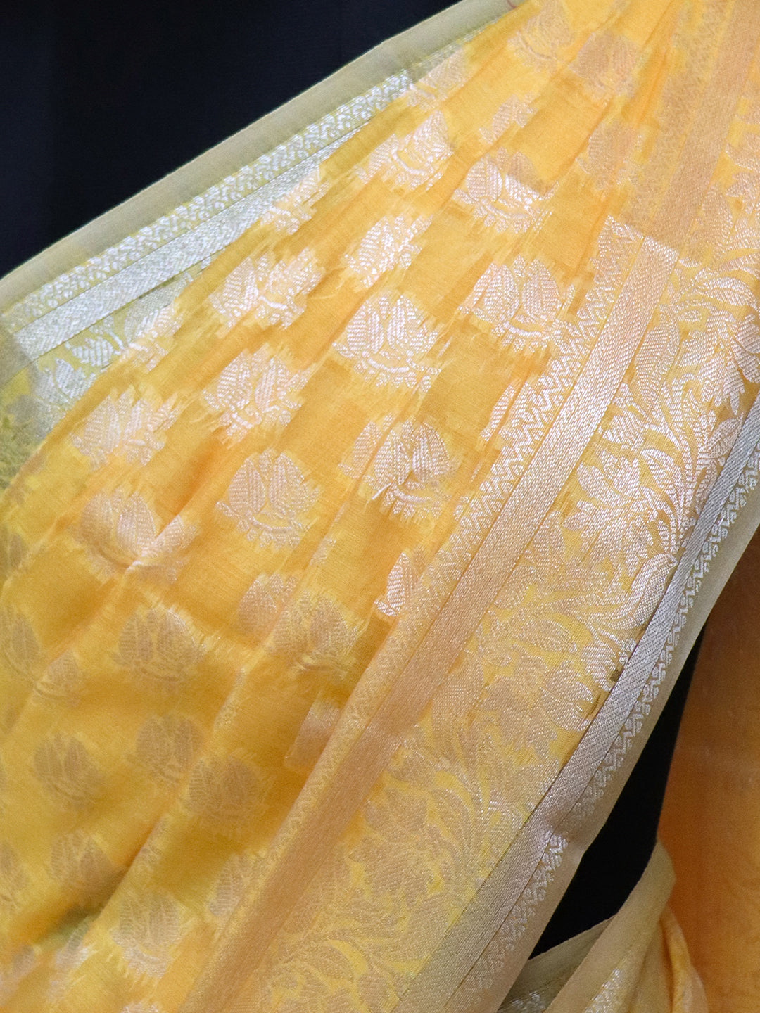 Women Yellow Cotton Saree PCS242