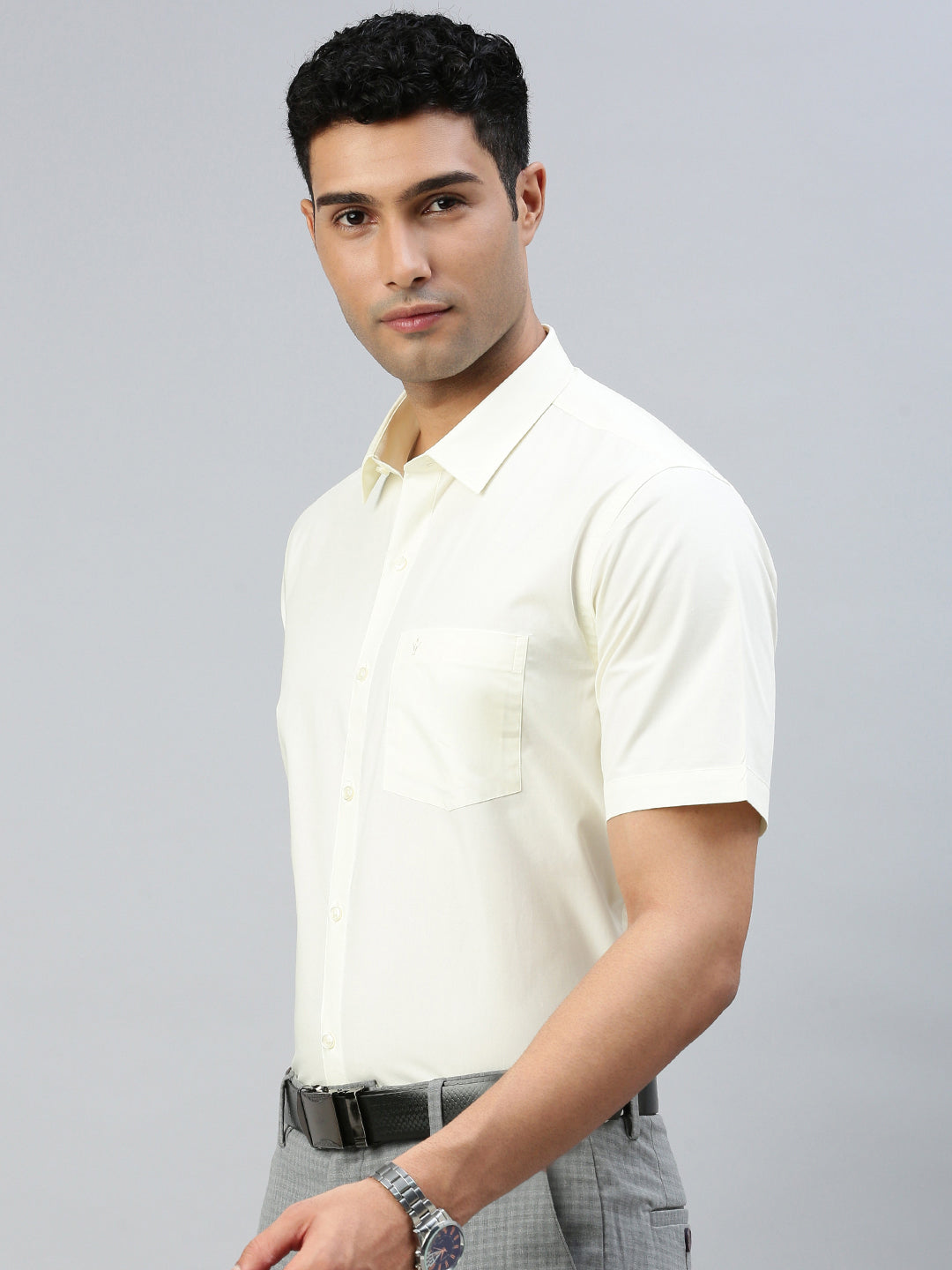 Men 100% Cotton Cream Shirt Sammantham