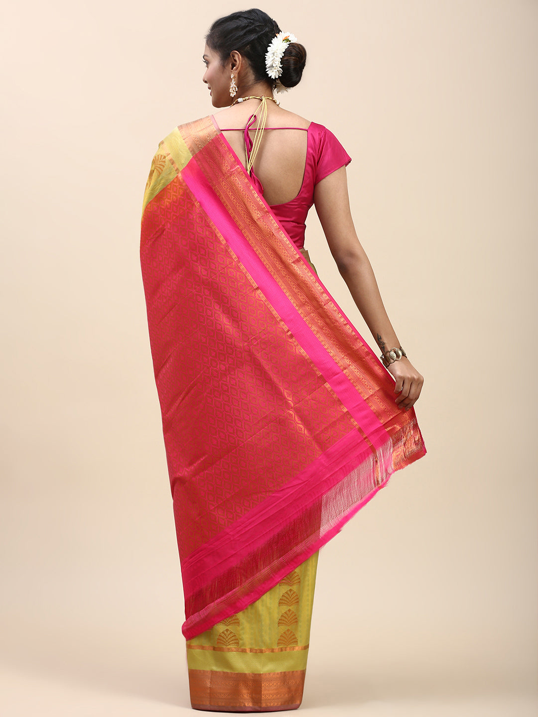 Women Semi Silk Saree Green SS307