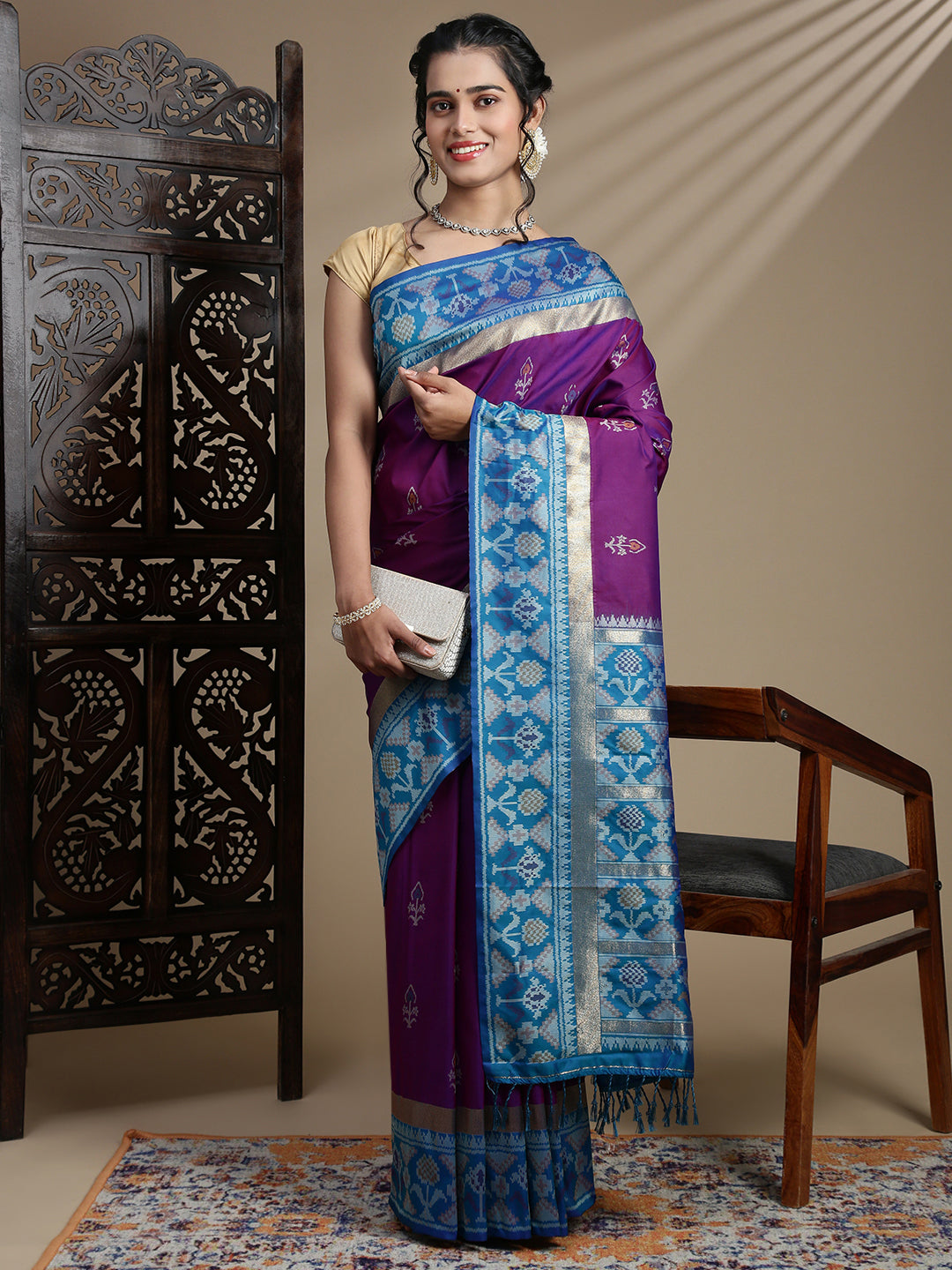 Women Violet Soft Silk Saree SS395
