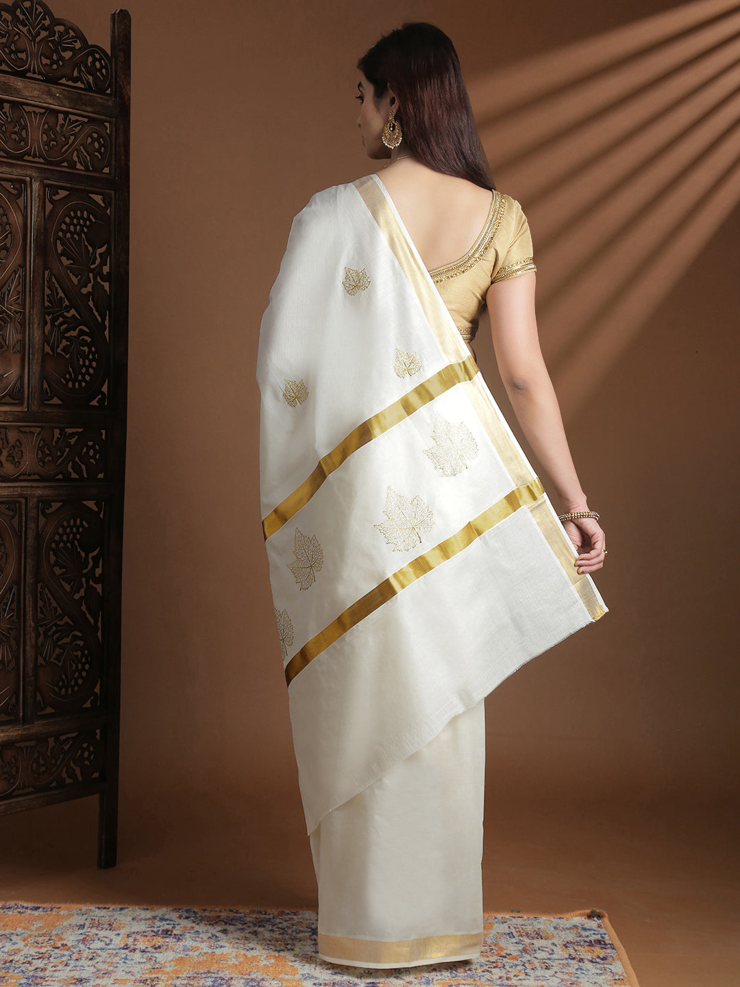 Women Kerala Cotton Cream Saree KS239