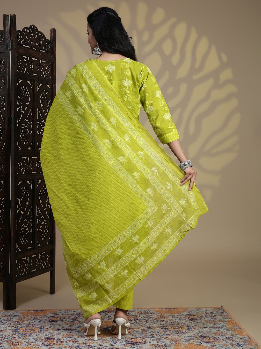 Women Green Cotton Printed Kurti Set EKS101