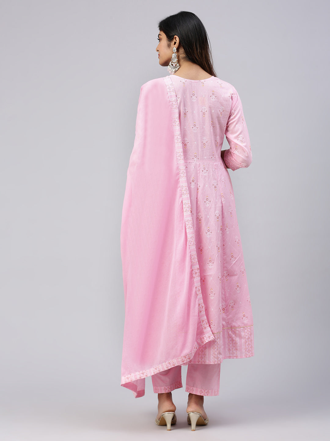 Women Embroidered & Printed Kurti Sets Pink EKS21