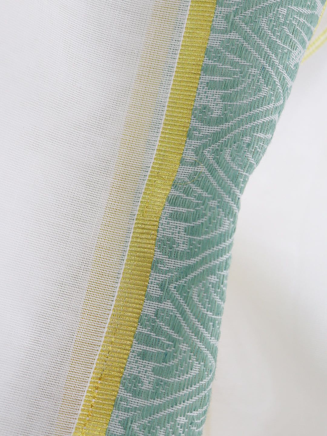 Men Premium Handloom White Dhoti with Fancy Border HLM75