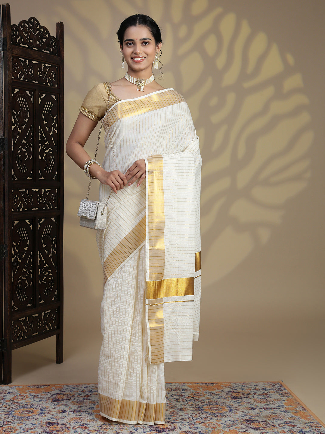 Women Traditional Kerala Cream Stripes Saree KS228