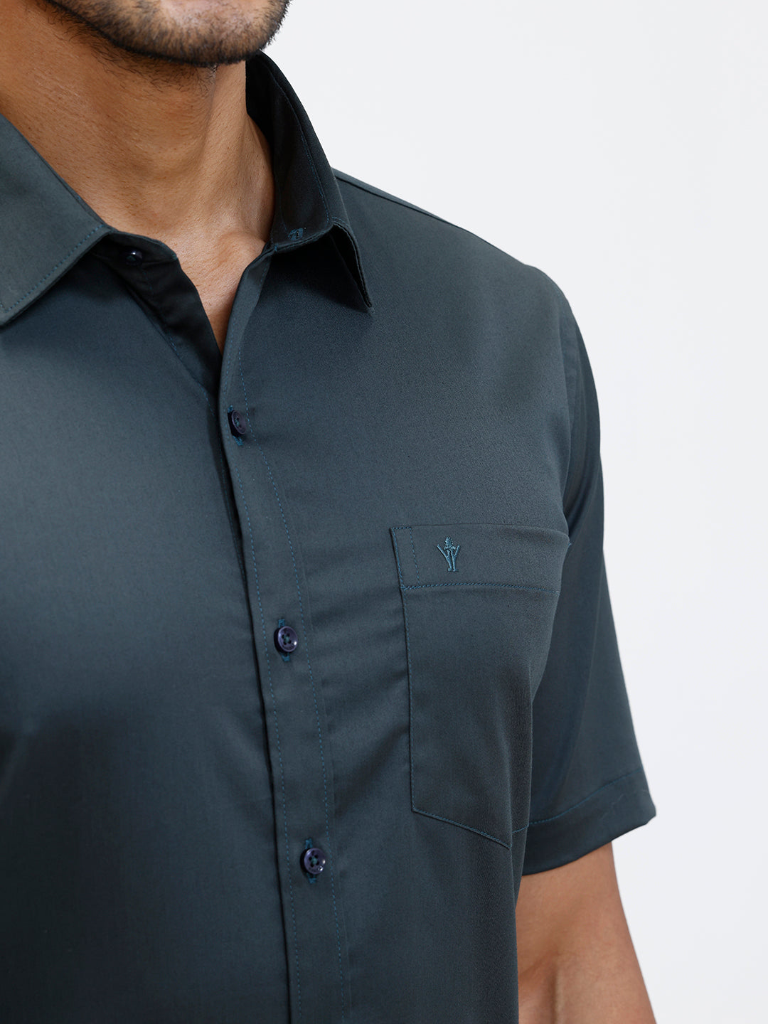 Men Cotton Blend Shirt Dark Green T53 ACT2