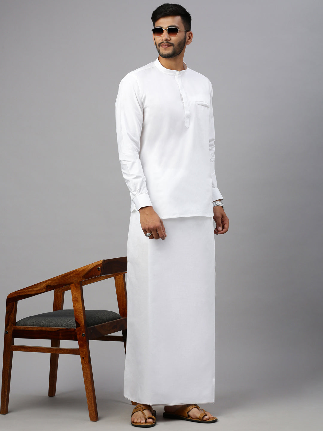 Men Single Dhoti White Breeze Paramas V2