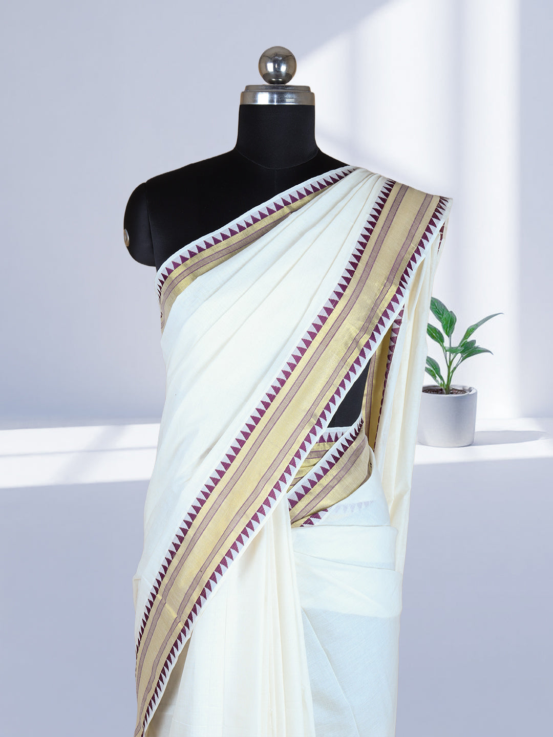 Women Traditional Kerala Cream Saree KS205
