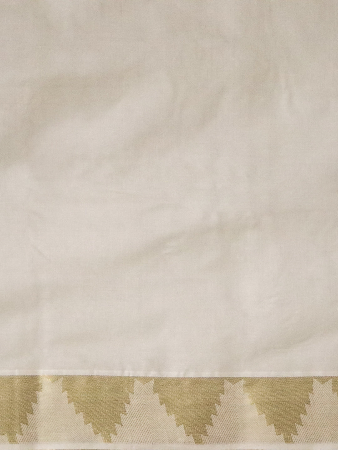 Women Kerala Cotton Gold Jari Saree KLS01