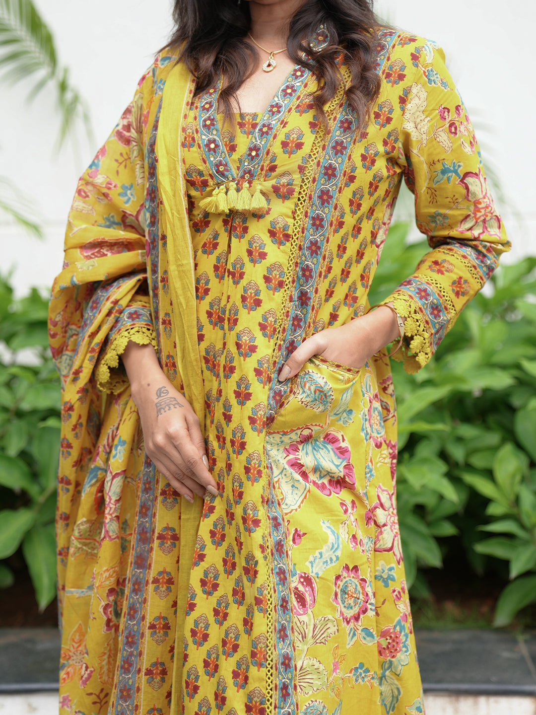 Women Pure Cotton Printed Mustard Kurti Set EKS97