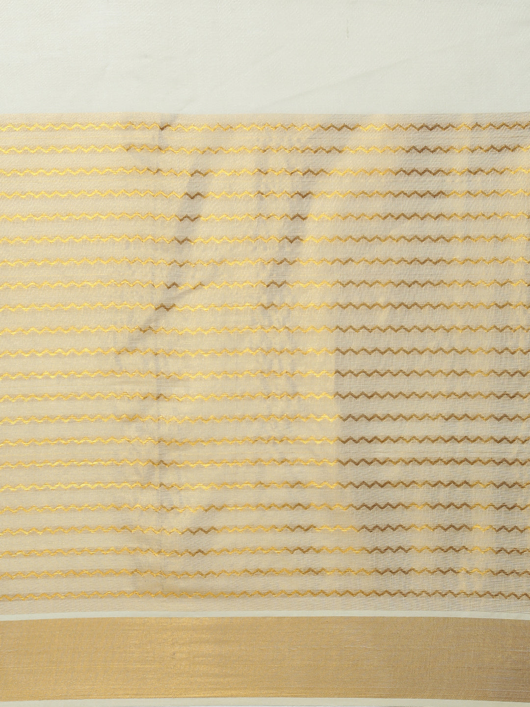 Women Traditional Kerala Cream Plain with Stripes Saree KS225