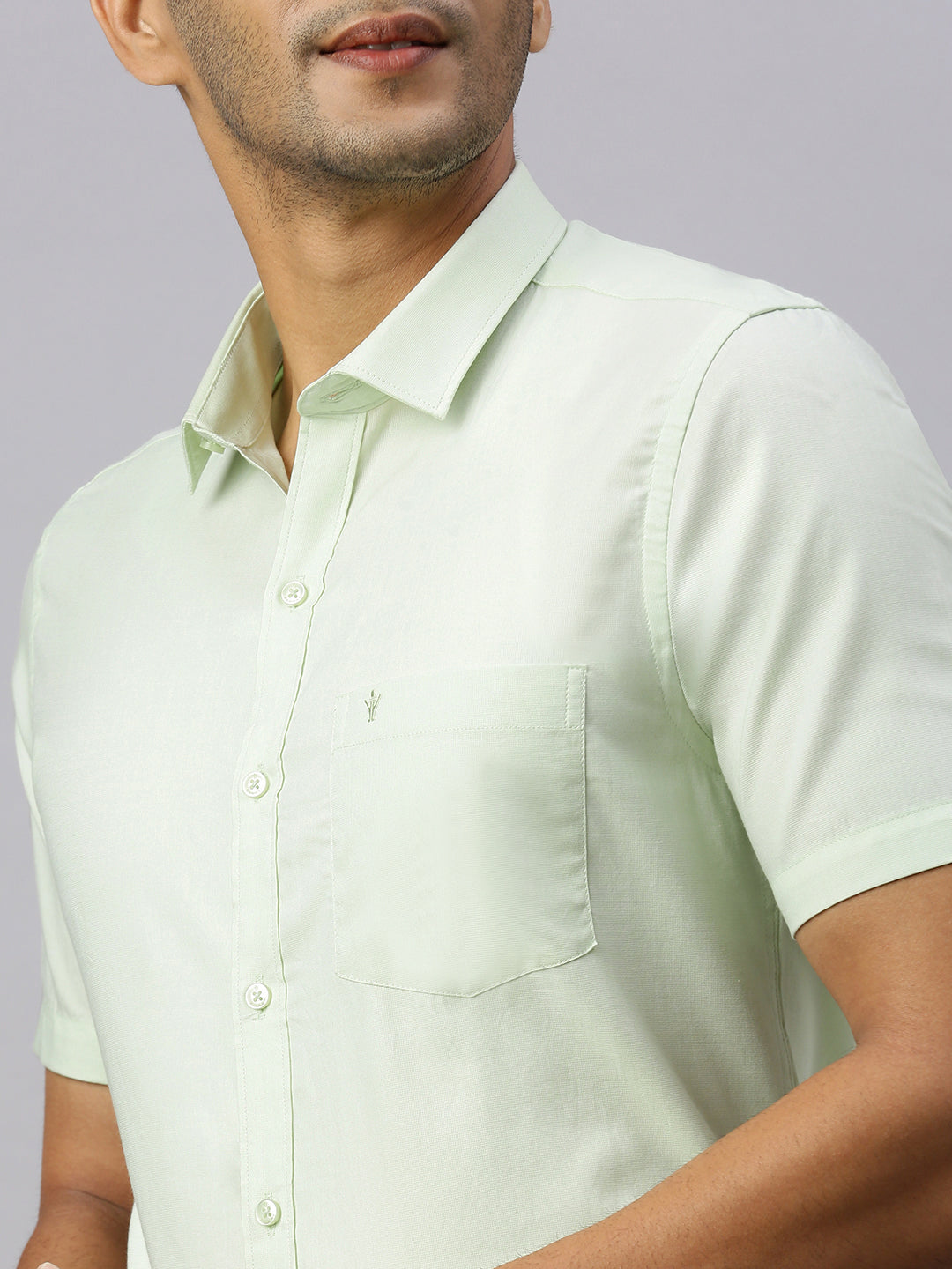 Mens Half Sleeve Smart Fit Pale Green Classic Shirt