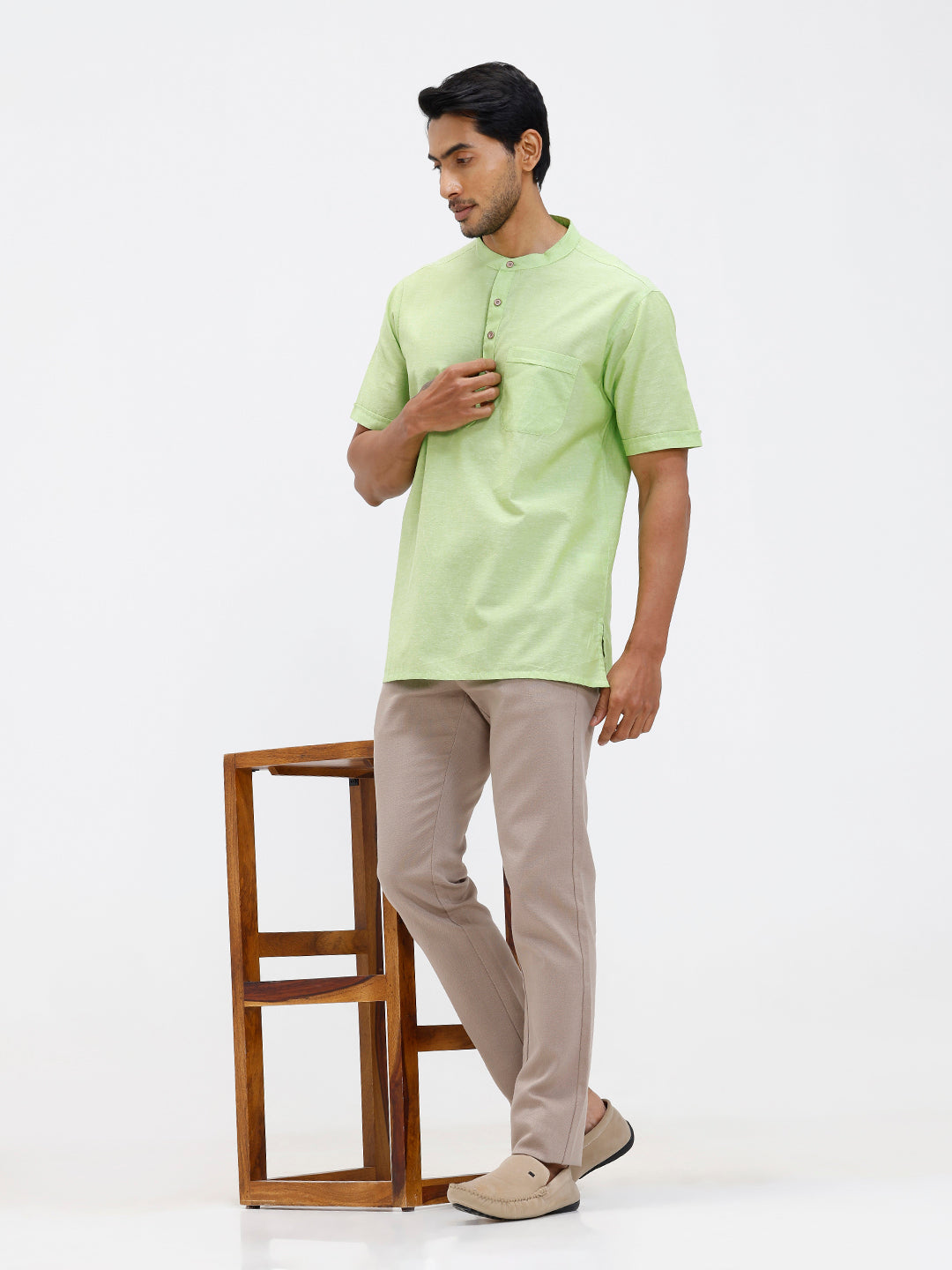 Men Cotton Short Length Plain Pocket Kurta Pale Green PC27