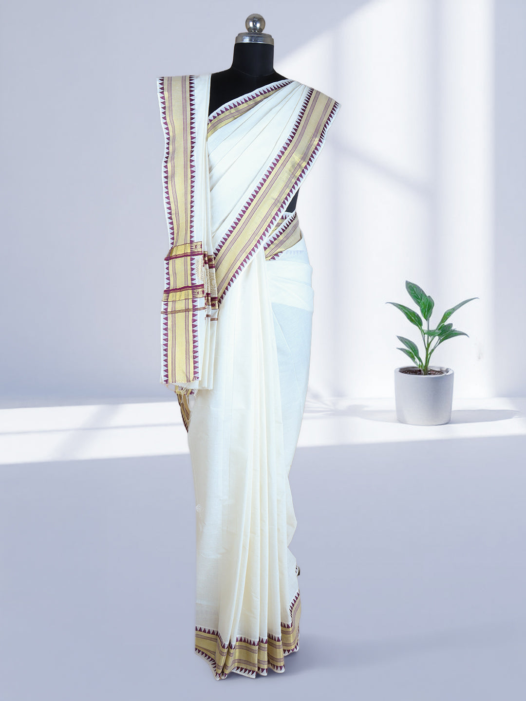 Women Traditional Kerala Cream Saree KS205
