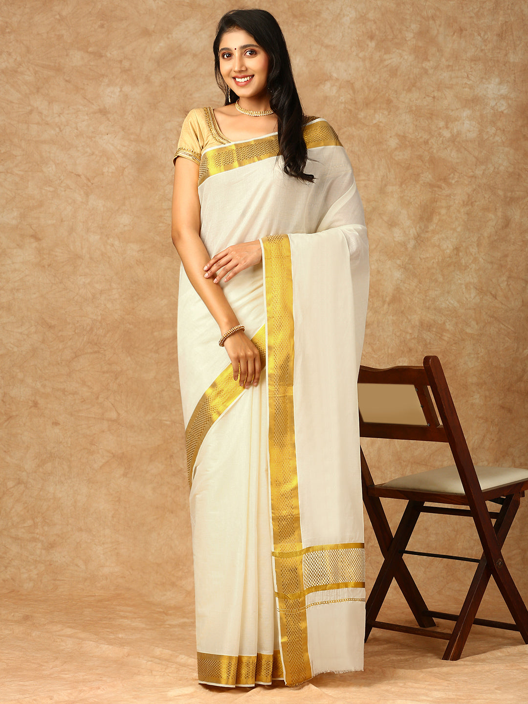 Kerala Cream Saree with Gold Jari Border KS137