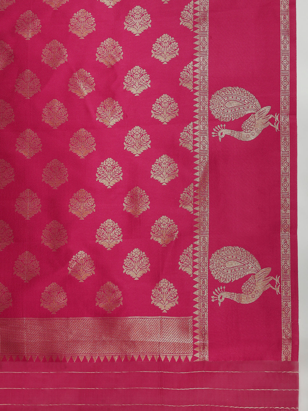 Women Sandal with Pink Border Soft Silk Saree SS390