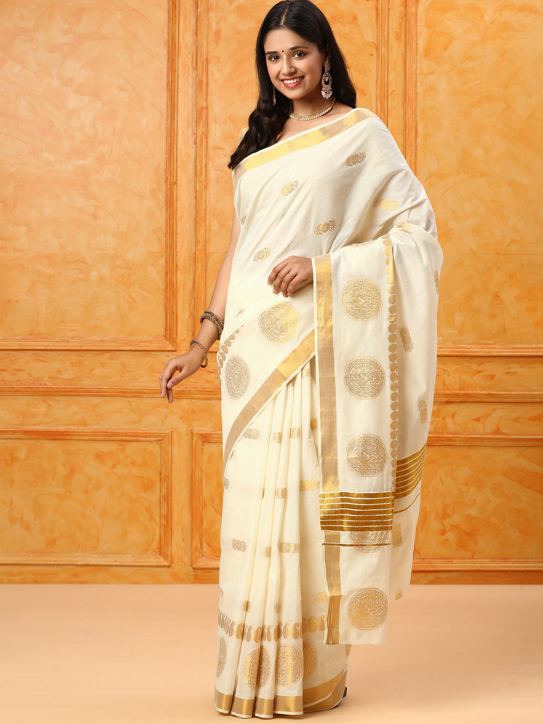 Kerala Cream Gold Jari Weaving Saree KS105