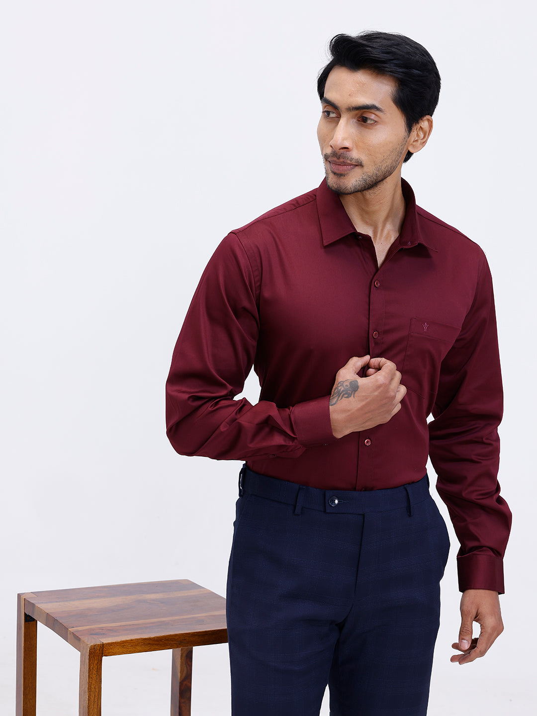 Men Cotton Blend Shirt Dark Maroon T53 ACT9